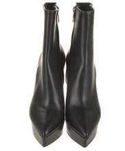 Load image into Gallery viewer, GIANVITO ROSSI Leather Boots
Size: 6 | IT 36
