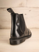Load image into Gallery viewer, DOC MARTEN Flora Women&#39;s Smooth Leather Chelsea Boots, SIZE 8.5
