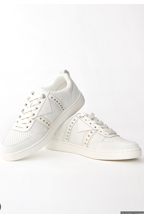 MAJE NEW IN BOX FURIOUS 120 STUDDED WHITE LEATHER SNEAKERS, SIZE 40