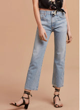 Load image into Gallery viewer, Citizens of Humanity Wilfred Denim Jeans Liv Straight Crop Raw Hem Cotton, SIZE 28
